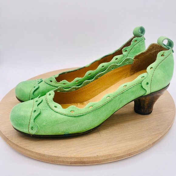 Rovers Shoes Womens 8.5 39 Green Leather Scalloped Pumps - Picture 5 of 11